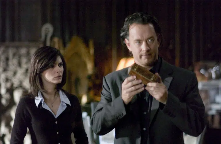 Audrey Tautou, Tom Hanks in The Da Vinci Code