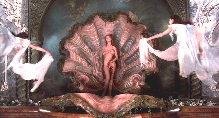 Uma Thurman as Venus in Baron Munchausen
