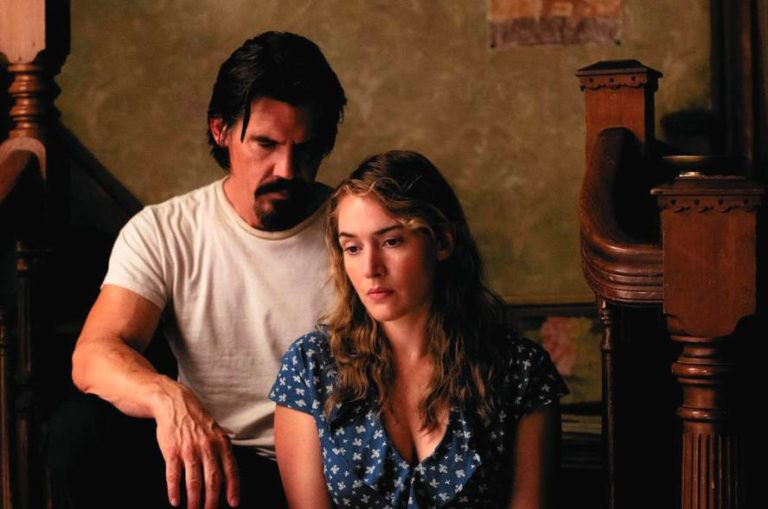 Josh Brolin and Kate Winslet in Labor Day