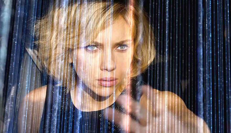 Scarlett Johansson has her Matrix Moment in Lucy