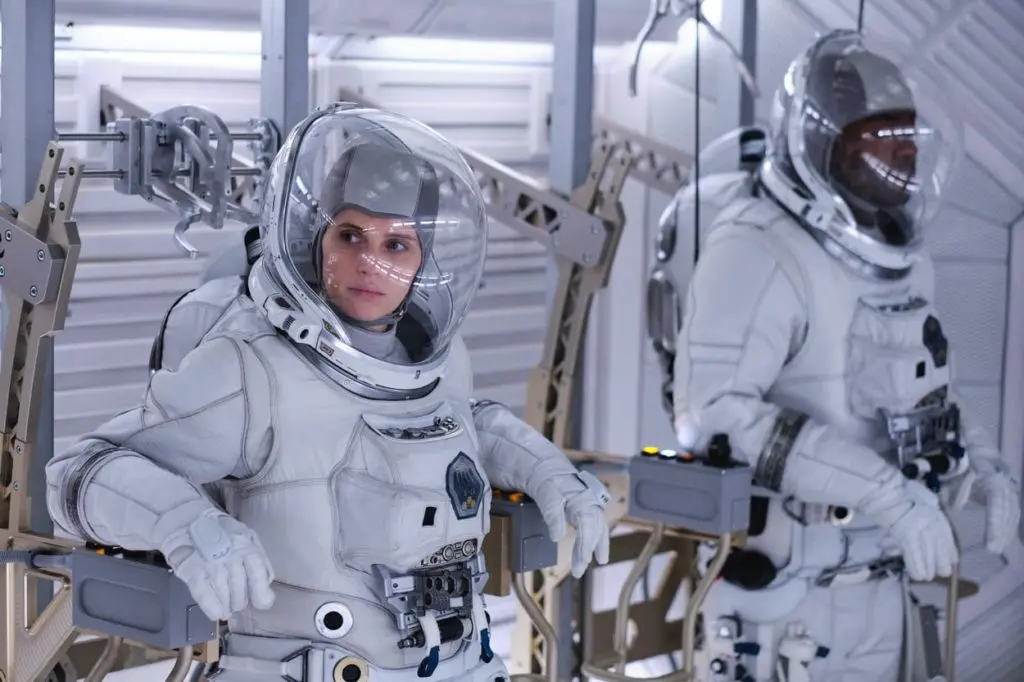 Felicity Jones and David Oyelowo in space suits