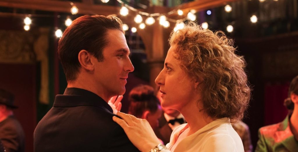 Dan Stevens and Maren Eggert dance