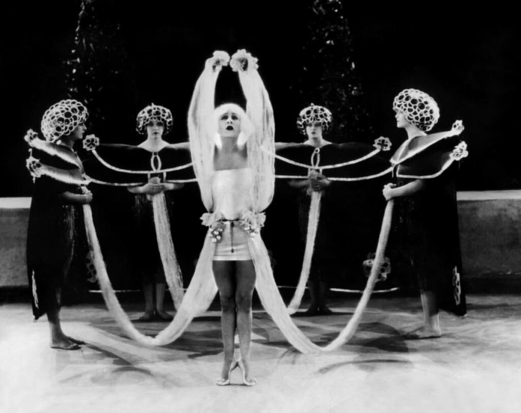Salomé dances for Herod