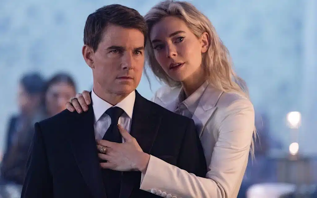 Ethan Hunt caressed by the White Widow