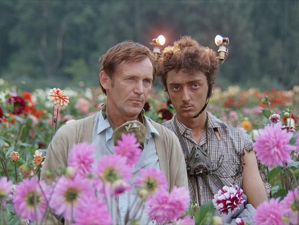 Chizhov and Tolik as they appeared in the 1986 live action Kin-dza-dza!