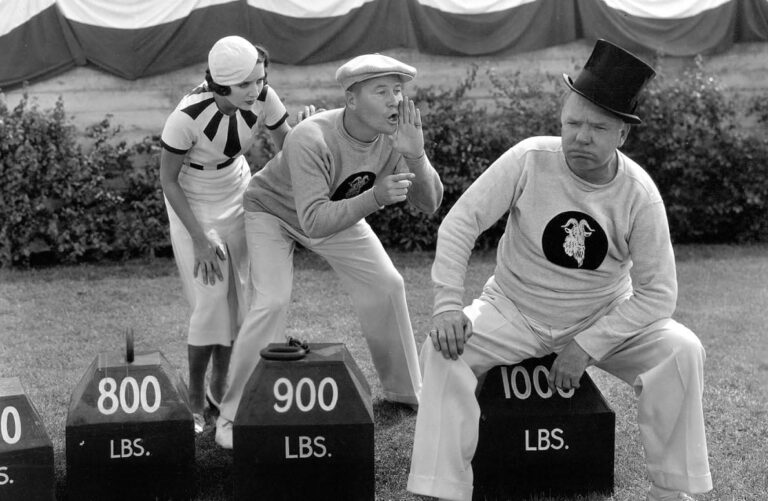 Susan Fleming, Jack Oakie and WC Fields and a number of very heavy weights