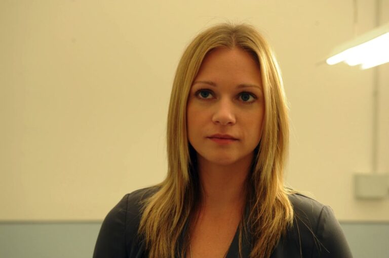 AJ Cook as investigating lawyer Kate