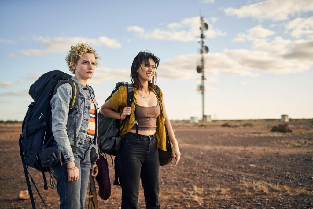Hanna and Liv on the road