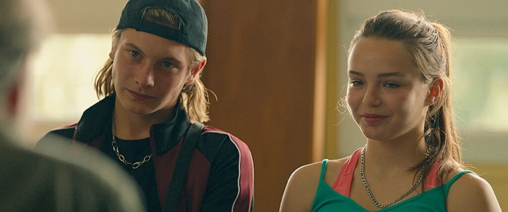 Jessy and Lily prepare for their love scene