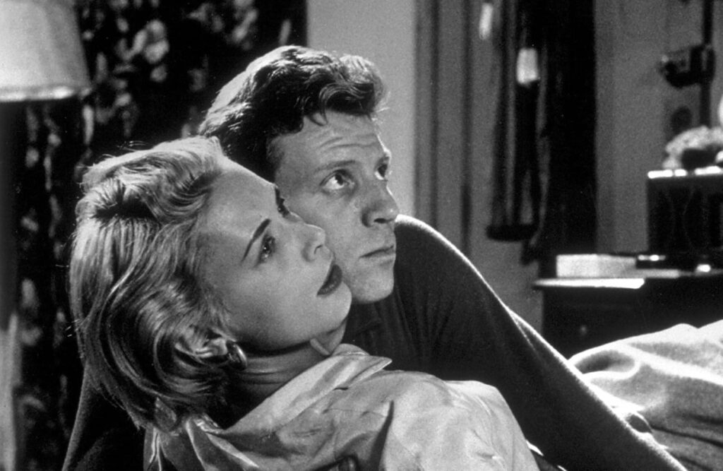 Gloria and Davey hug