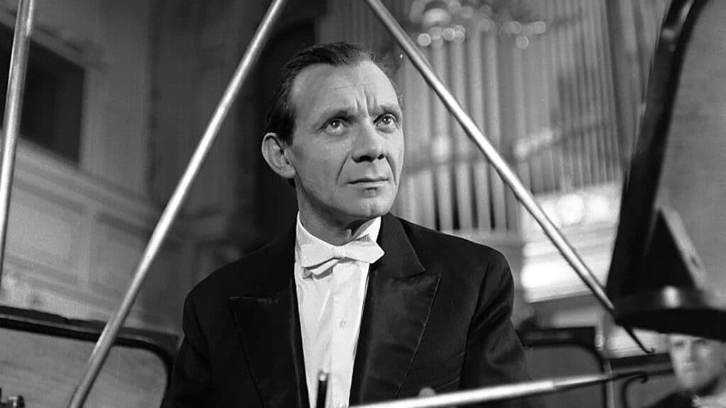 Barnabáš Kos and his big triangle