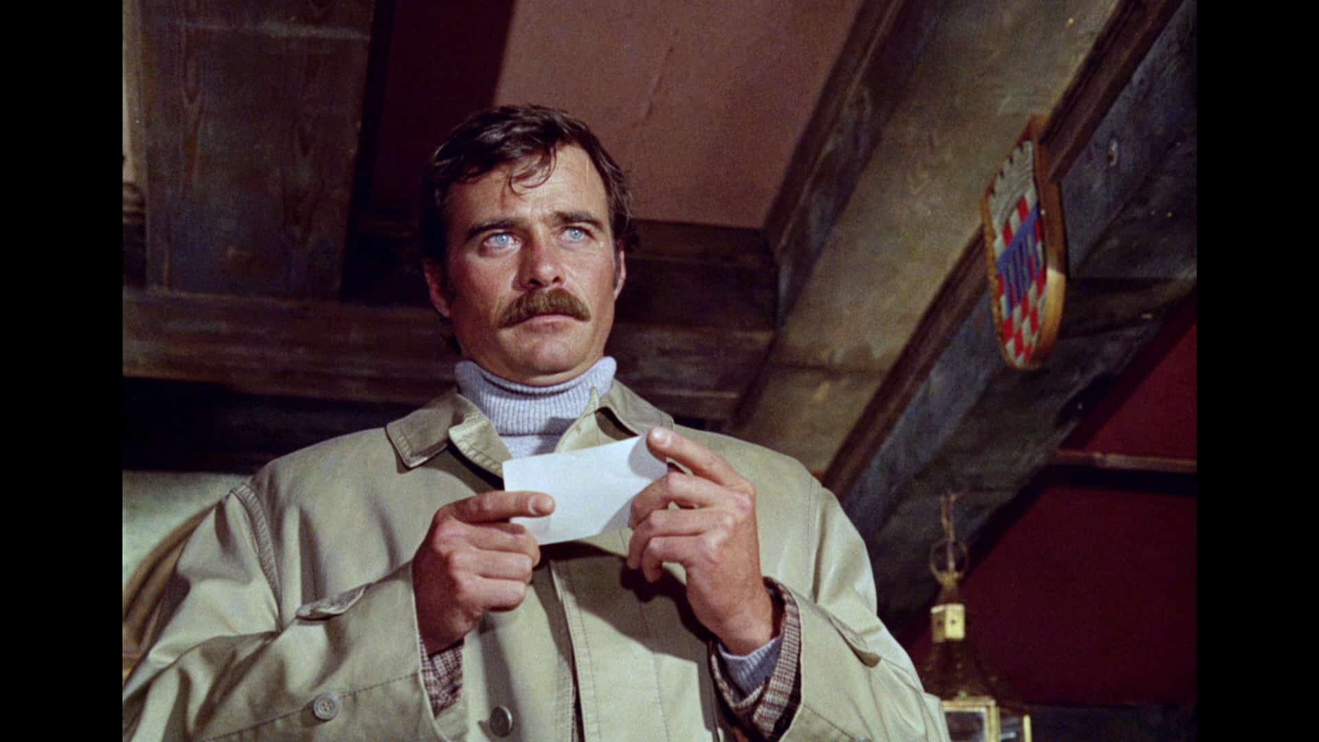 Glenn Corbett as private eye Sandy