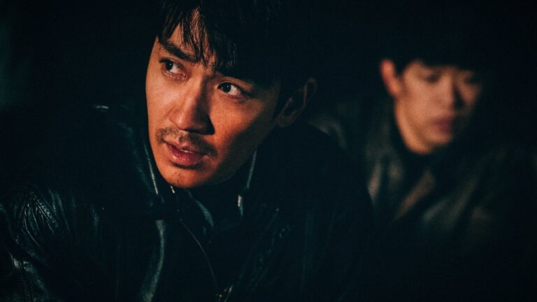 Cops Ma and Zhi