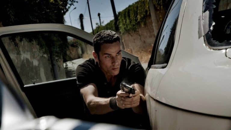 Salvo with gun