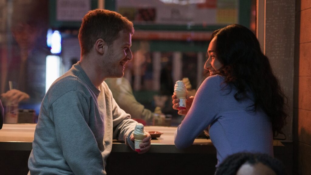 Skinner and Aishe in a bar