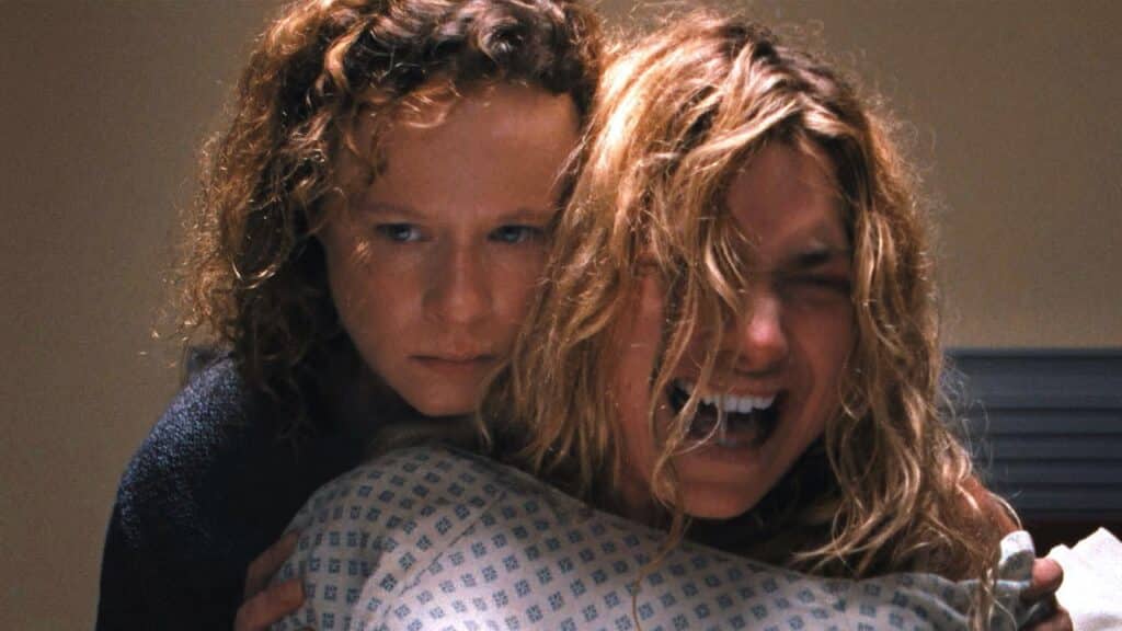 Claudia with Lidia as her younger sister gives birth