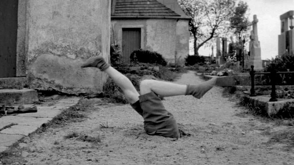 Oldrich stuck in a hole with legs waggling in the air