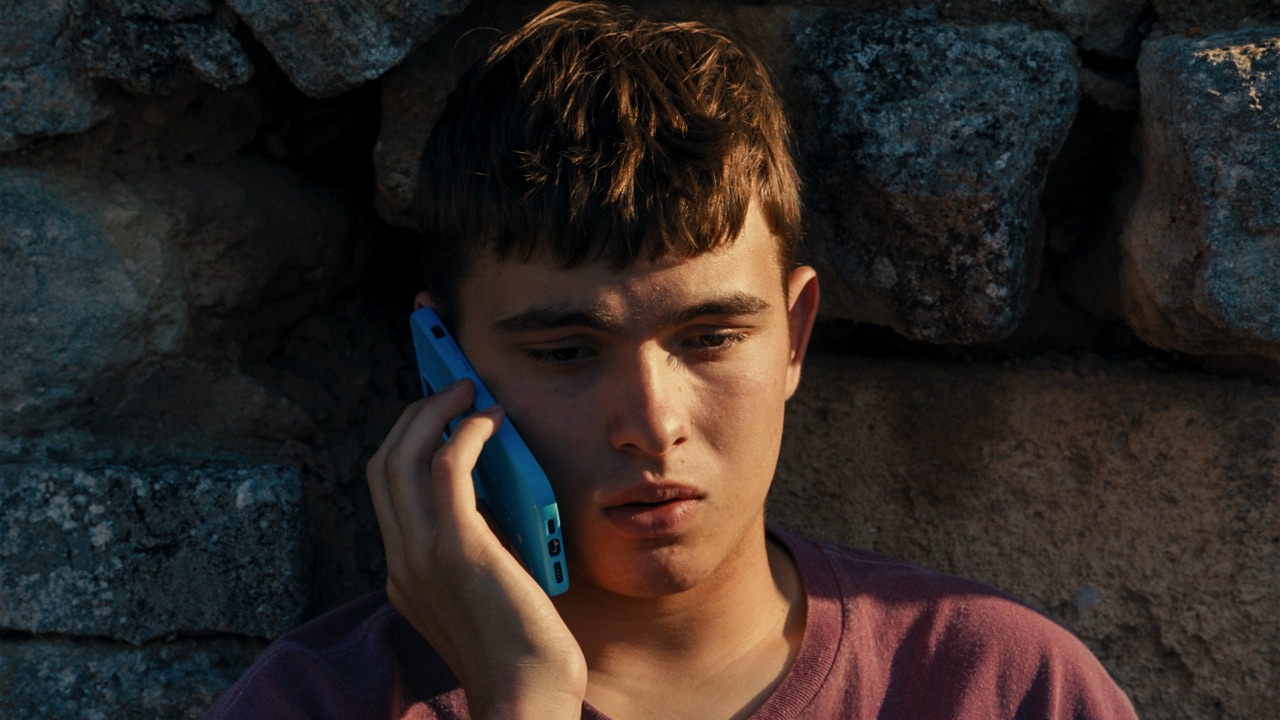 Enzo takes a phone call
