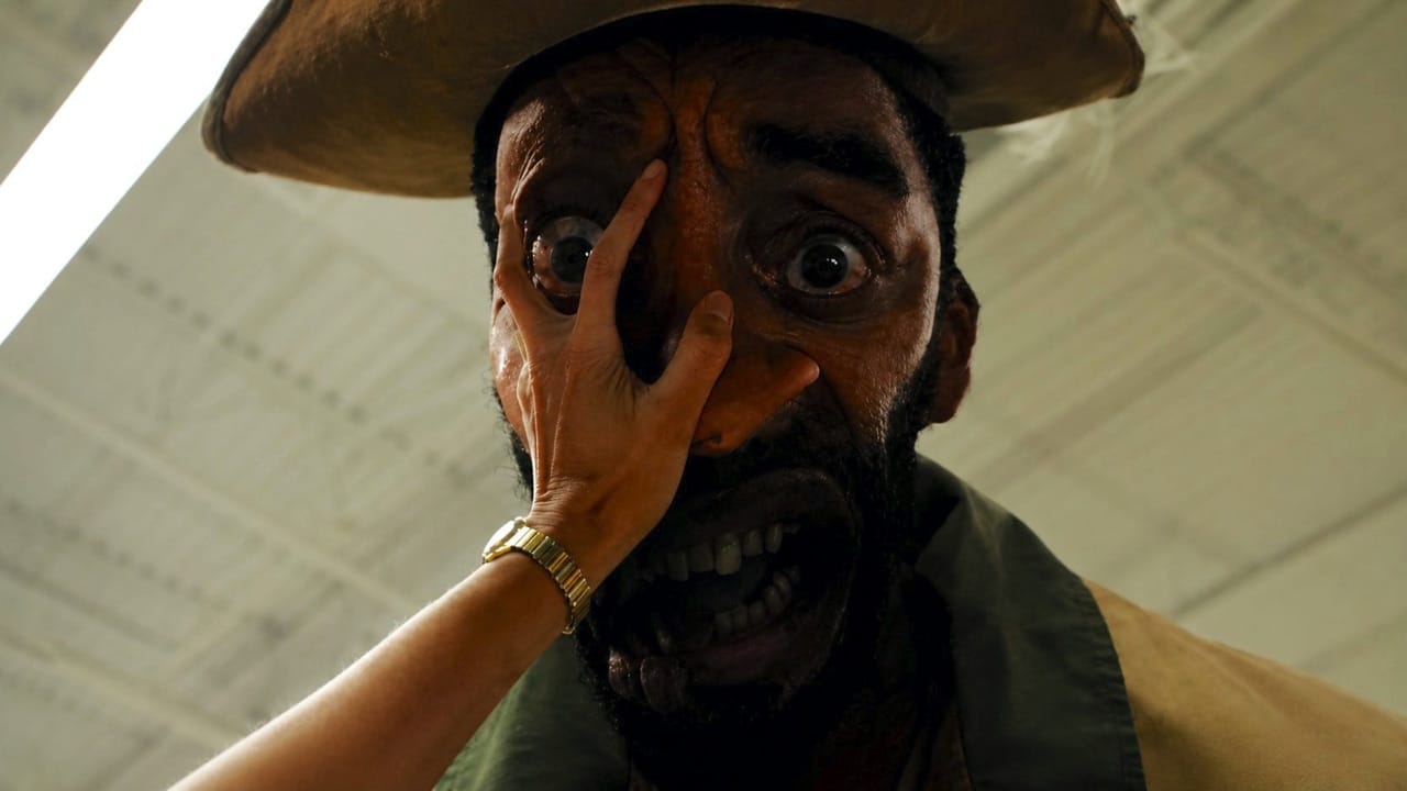 A horribly distorted Clark in pirate attire