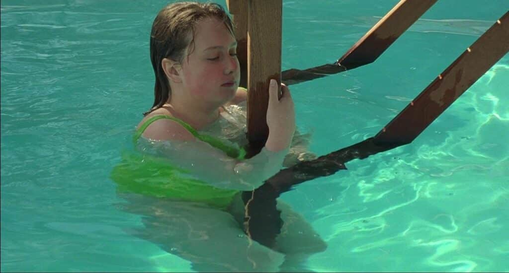 Anaïs in the pool