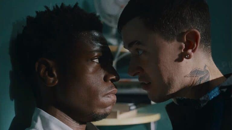 Taylor and Dee face to face